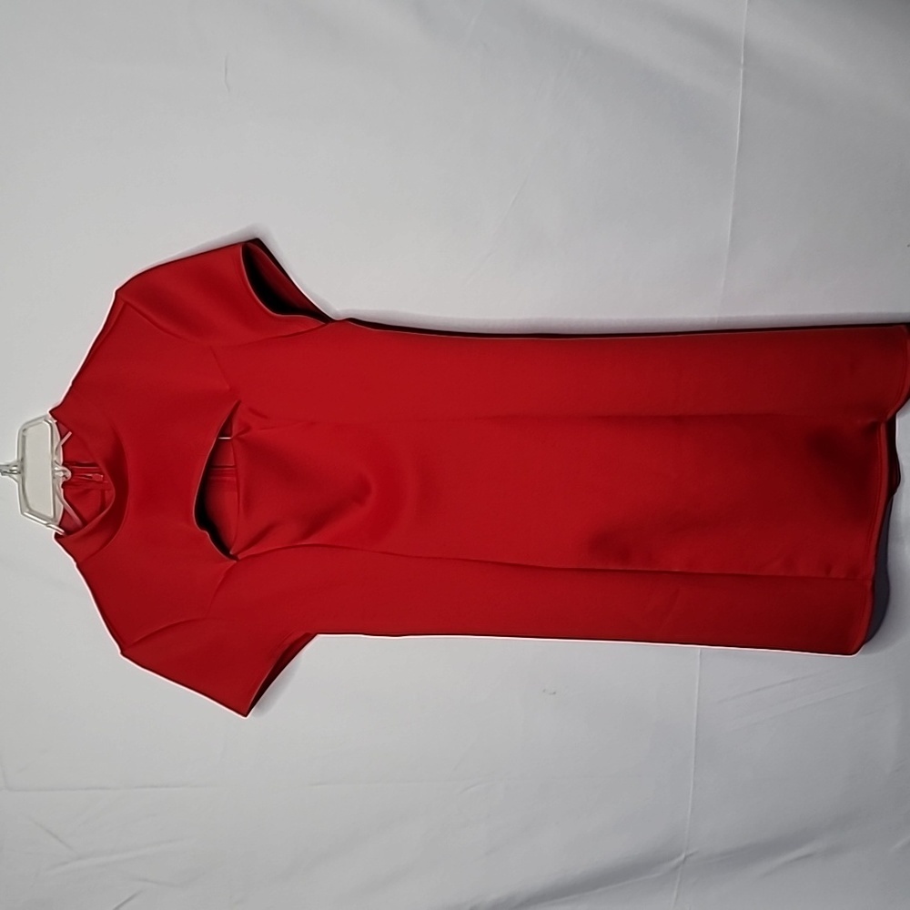 NWOT Guess short sleeve form fitting red mini dress with chest cut out dress S